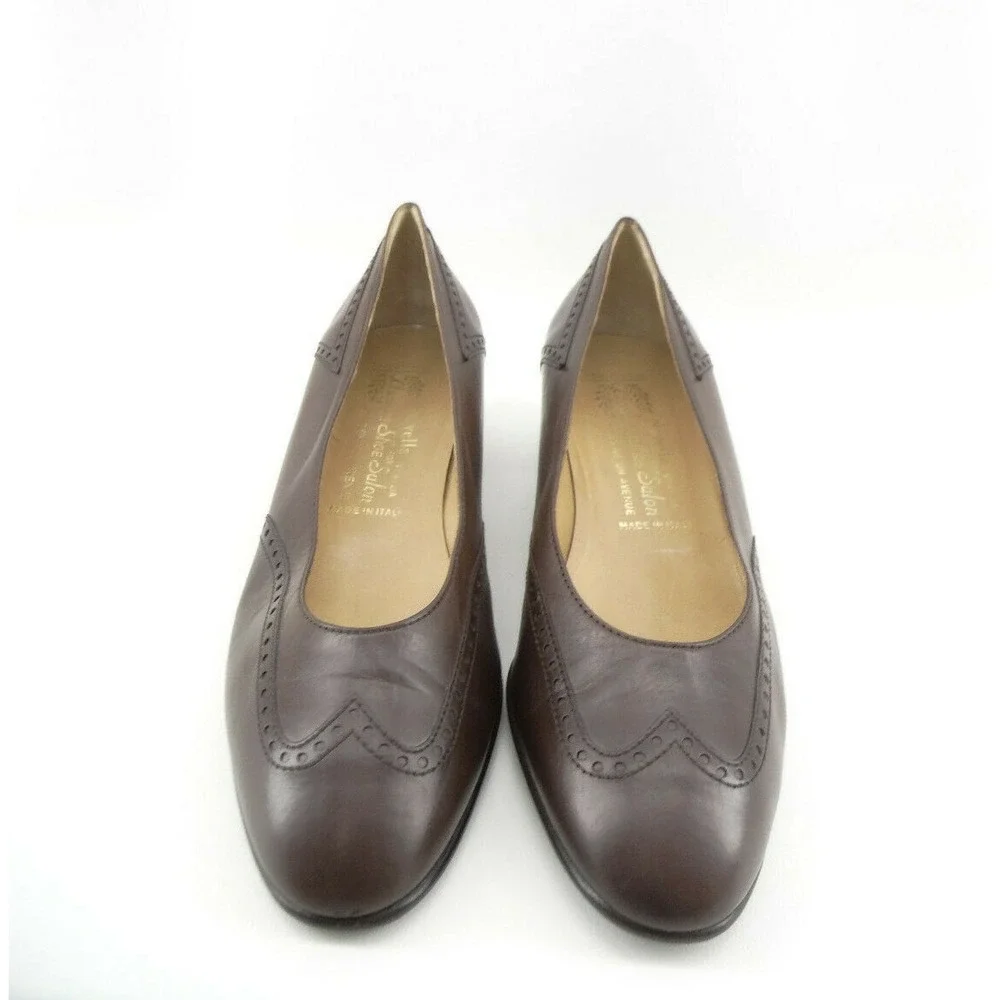 Novella for Classique Shoe Salon Brown Leather Wingtip Block Heel‎ Shoes SZ 39.5